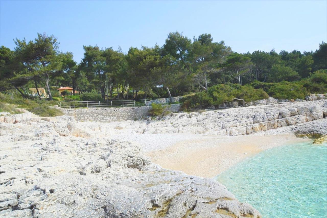 Elegant Apartment Iris Mali Lošinj Exterior foto