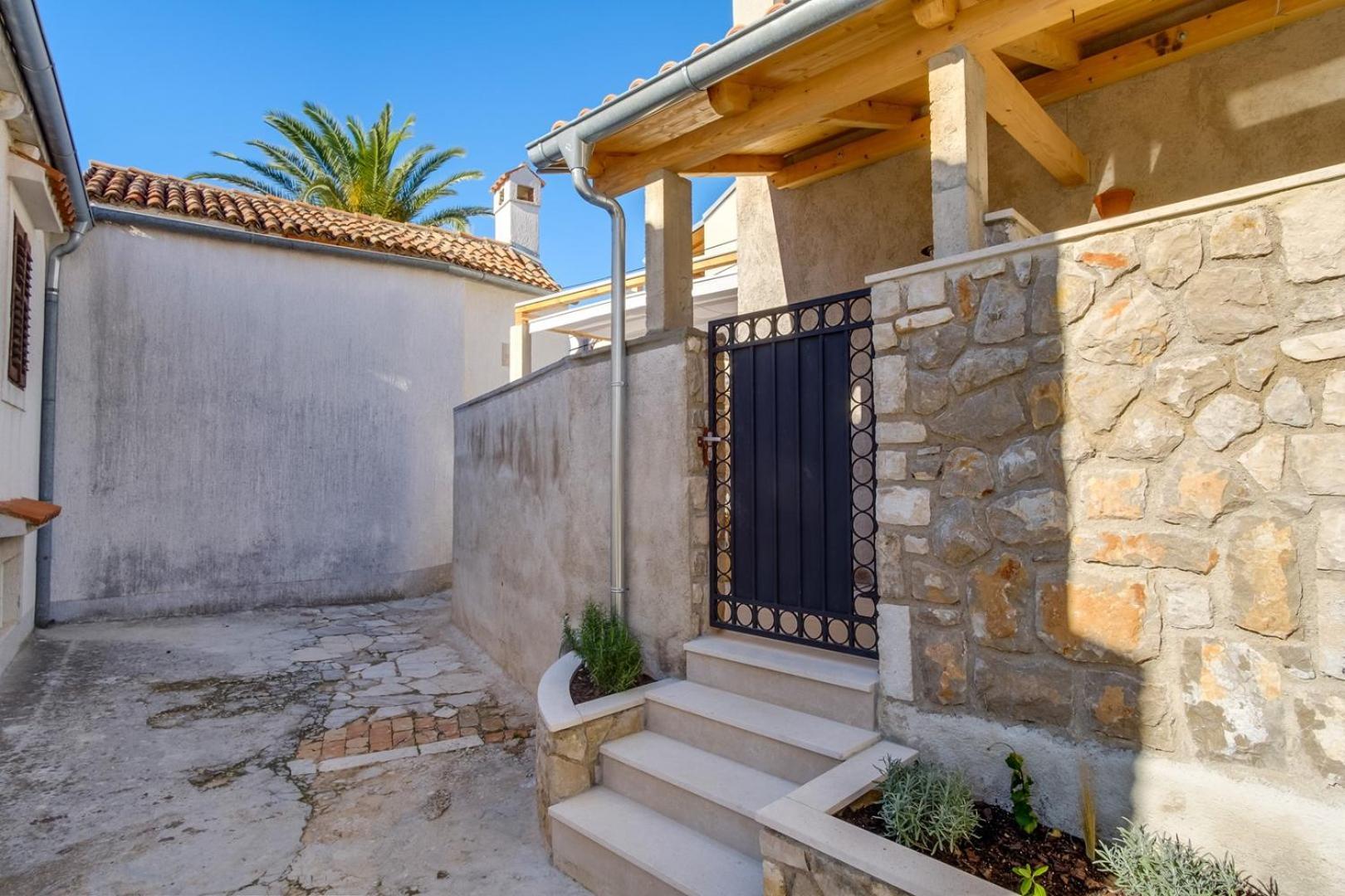 Elegant Apartment Iris Mali Lošinj Exterior foto